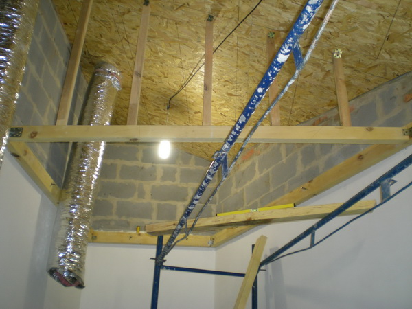 Потолок студии.jpg